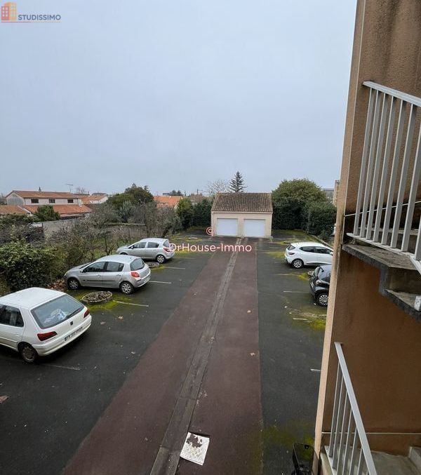 Studio 19m² Poitiers - Copropriété, DPE C - Photo 2