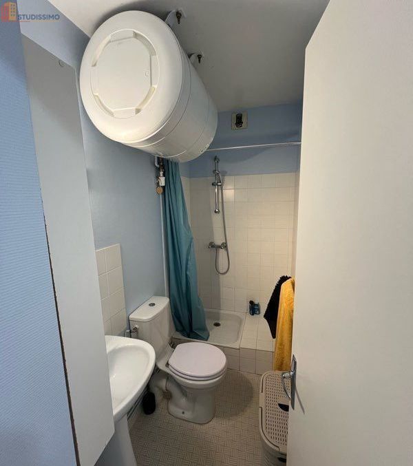Studio 22m² Poitiers 86000 - Place de parking, proche facs - Photo 1