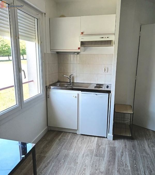 Studio meublé 20m² Poitiers - Meublé, DPE D - Photo 2