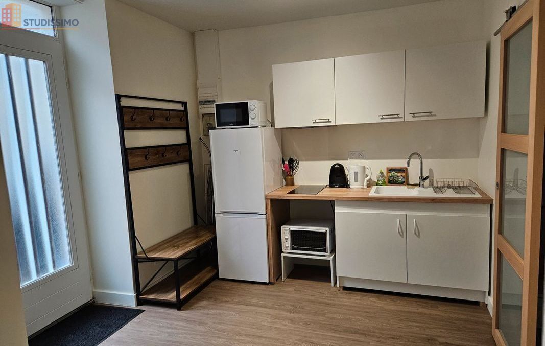 Studio 25m² Poitiers 86000 - Entièrement rénové, meublé - Photo 8