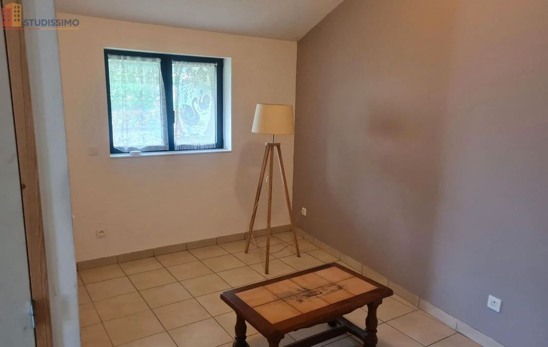 Studio à Boivre-la-Vallée