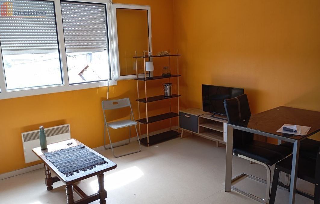 Studio meublé 22m² Poitiers - Lumineux, 2e étage - Photo 2