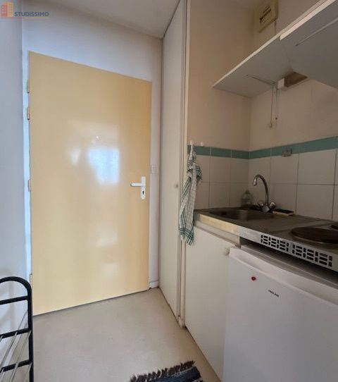 Studio meublé 21m² Poitiers centre - Lumineux - Photo 4