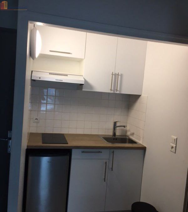 Studio 18m² Poitiers centre - Calme, lumineux - Photo 8