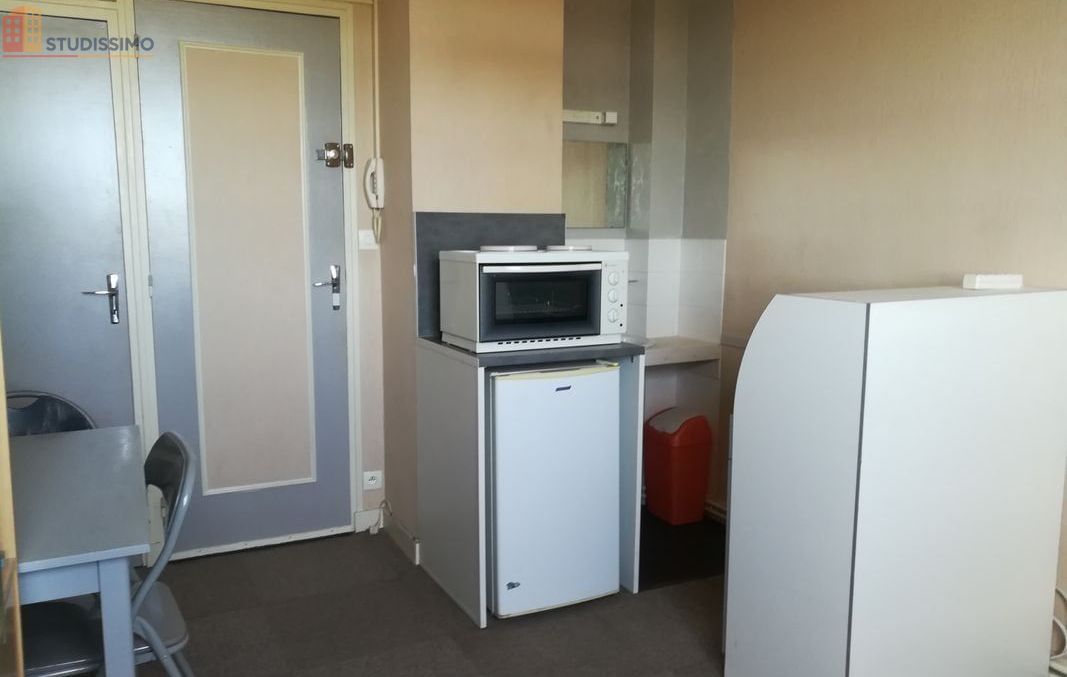 Studio meublé 13m² Poitiers - Meublé, 2e étage - Photo 5