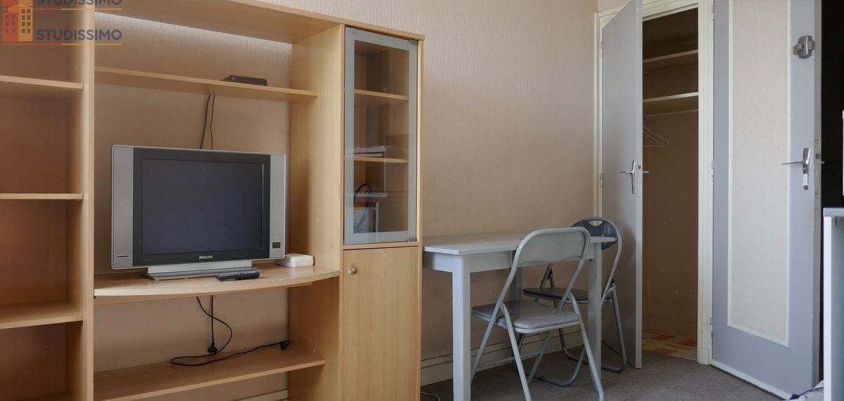 Studio meublé 13m² Poitiers - Meublé, 2e étage - Photo 1