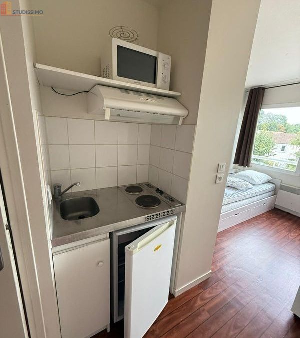 Studio meublé 13m² Poitiers - Logement étudiant, 2e étage - Photo 5