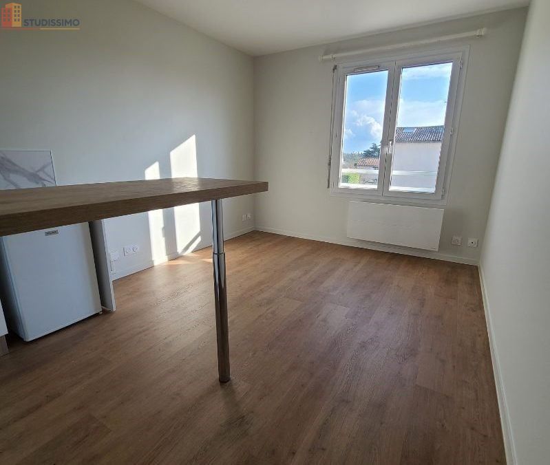 Studio 20m² Poitiers - Neuf, parking inclus - Photo 3