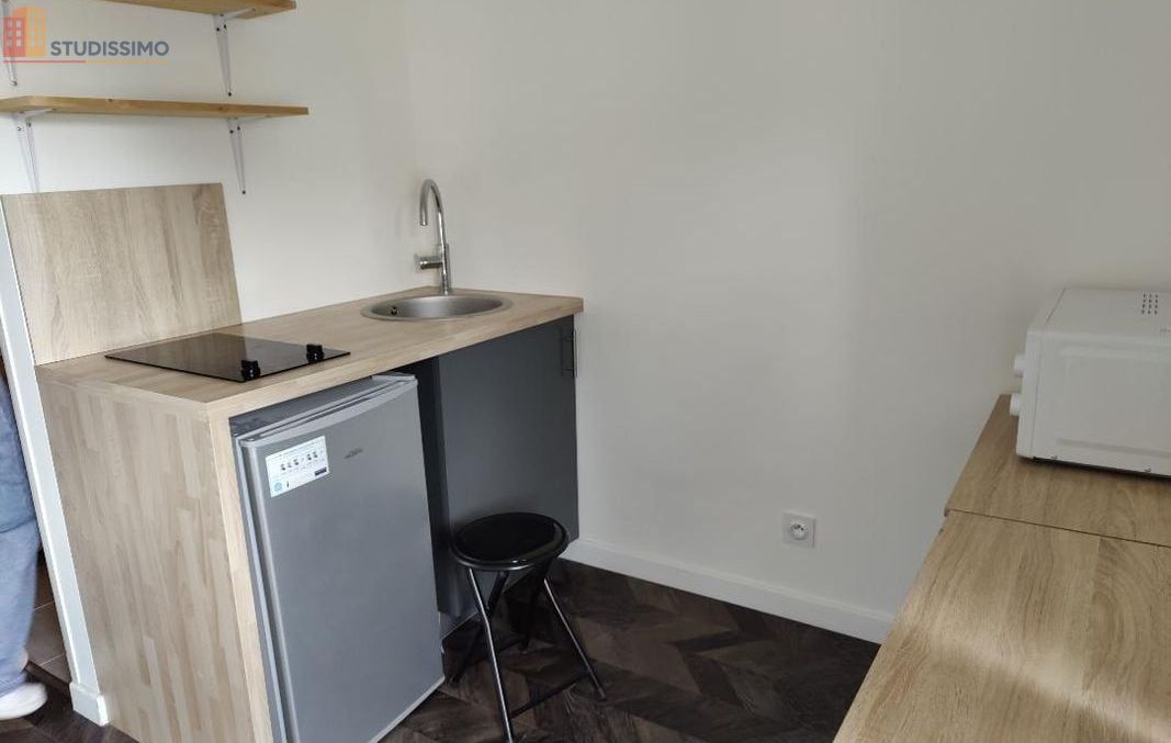 Studio meublé 12m² Poitiers - Meublé, lave/sèche-linge - Photo 3