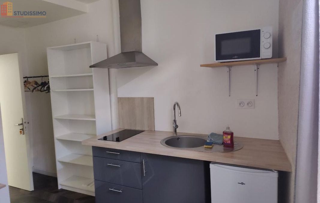 Studio meublé 14m² Poitiers - Meublé, lave/sèche-linge - Photo 4