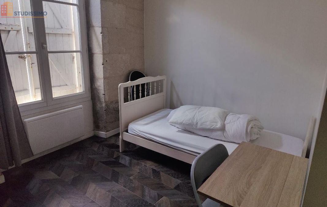 Studio meublé 14m² Poitiers - Meublé, lave/sèche-linge - Photo 3