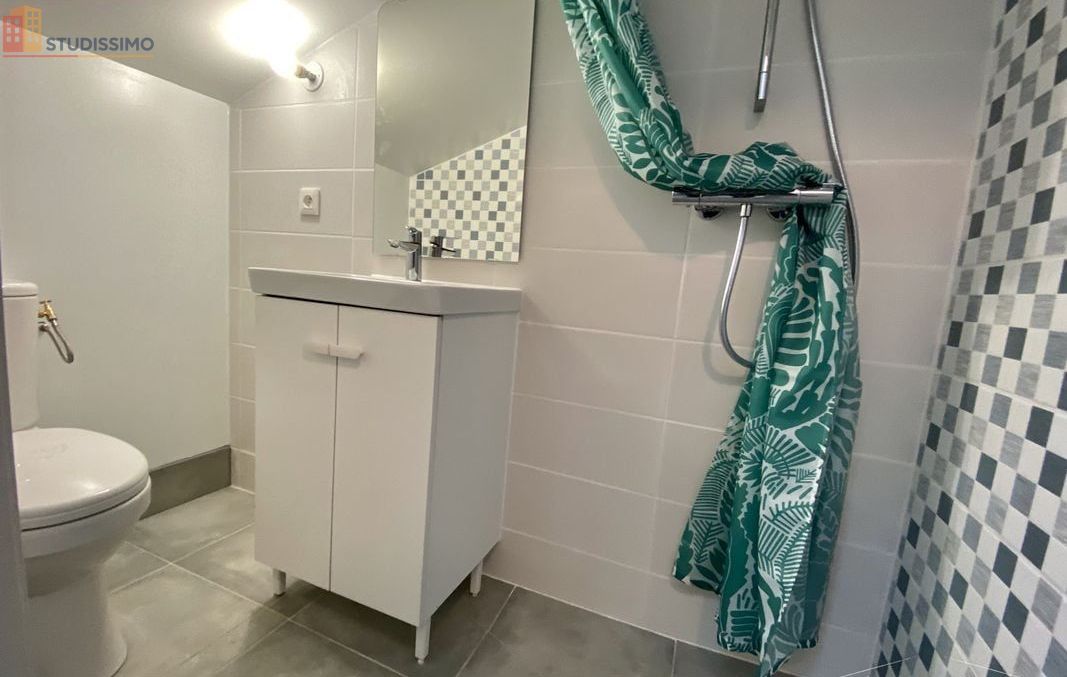 Studio meublé 18m² Poitiers - Meublé, 18m² - Photo 2
