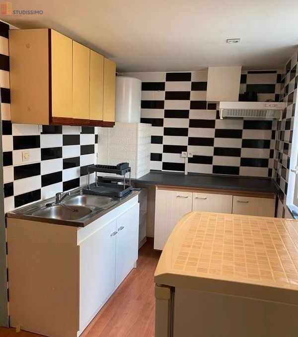 Studio meublé 30m² Châtellerault - Étage élevé, lumineux - Photo 5
