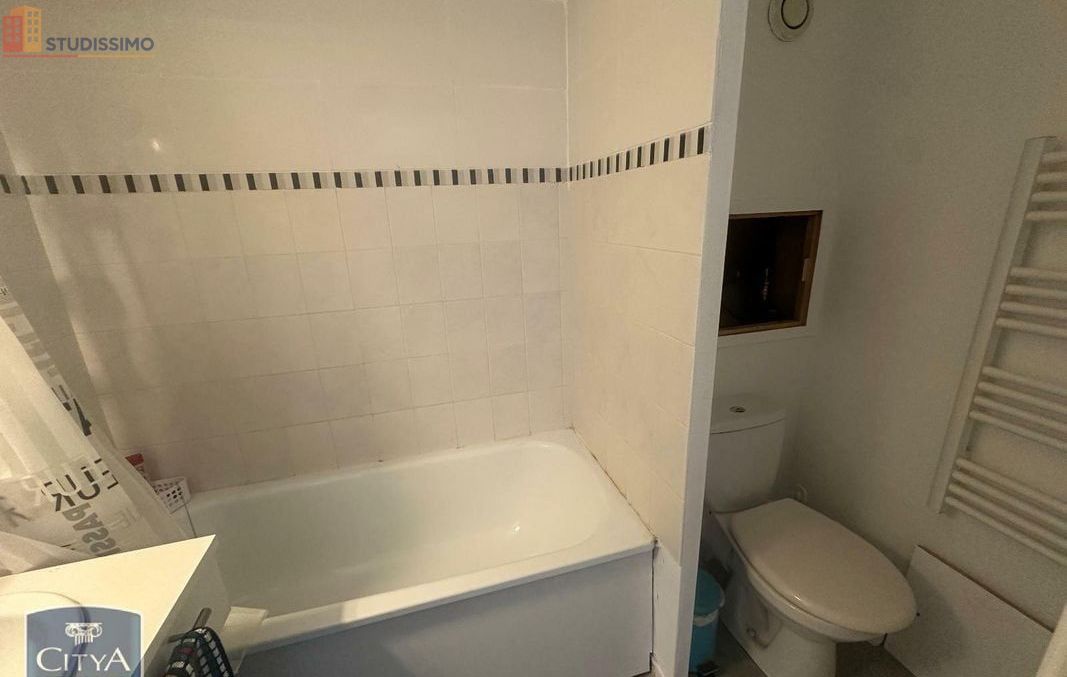 Studio meublé 27m² Poitiers - Meublé, 1er étage - Photo 1