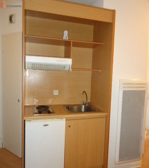Studio 20m² Chasseneuil-du-Poitou - - Photo 2