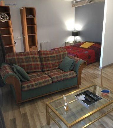 Studio meublé 34m² Lussac-les-Châteaux - Meublé, 2e étage - Photo 4