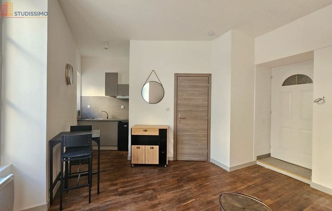 Studio meublé 18m² Poitiers centre - Calme, lumineux - Photo 4