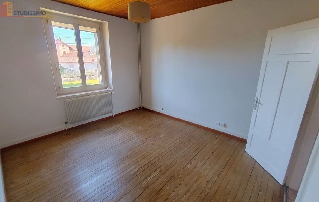 Studio 35m² Thaon-les-Vosges - - Photo 2