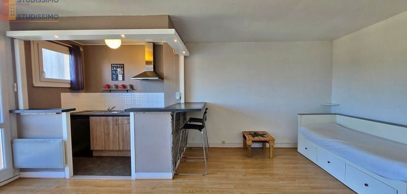Studio meublé 33m² Limoges 87100 - Lumineux, dernier étage - Photo 9