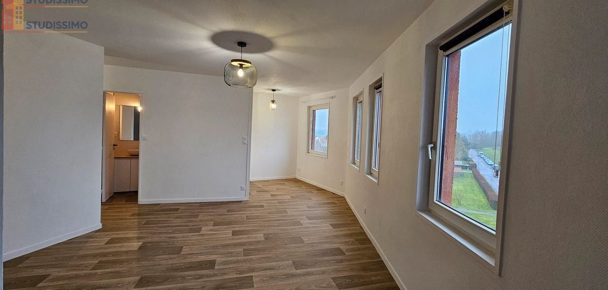 Studio 45m² Vittel - Rénové, chauffage inclus - Photo 2