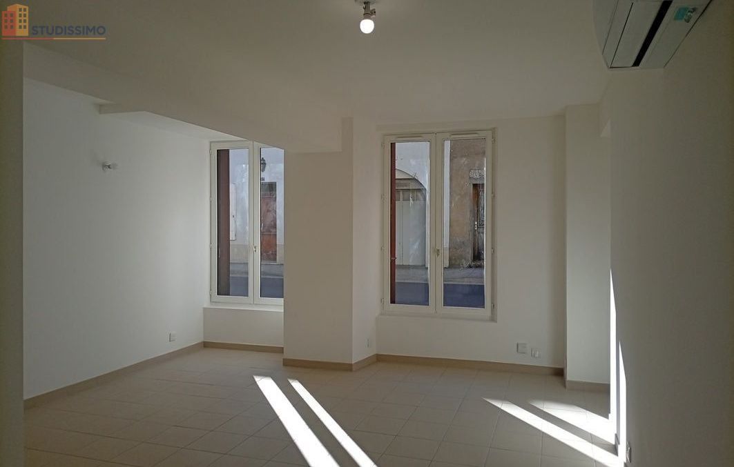 Studio à Chéroy