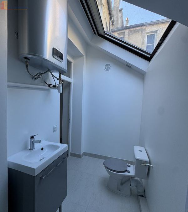 Studio 31m² Villeneuve-la-Guyard - - Photo 2