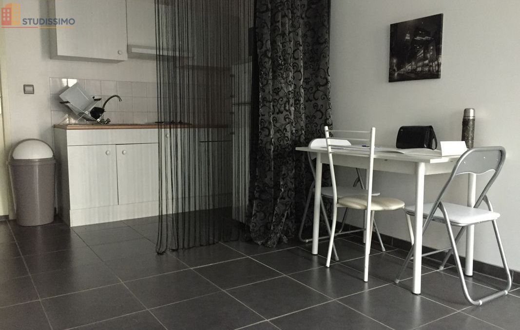Studio meublé 27m² Sens centre-ville - Meublé, calme - Photo 2