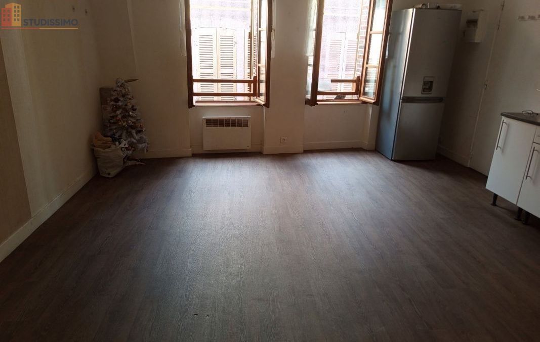 Studio 30m² Joigny - Centre-ville, lumineux - Photo 2