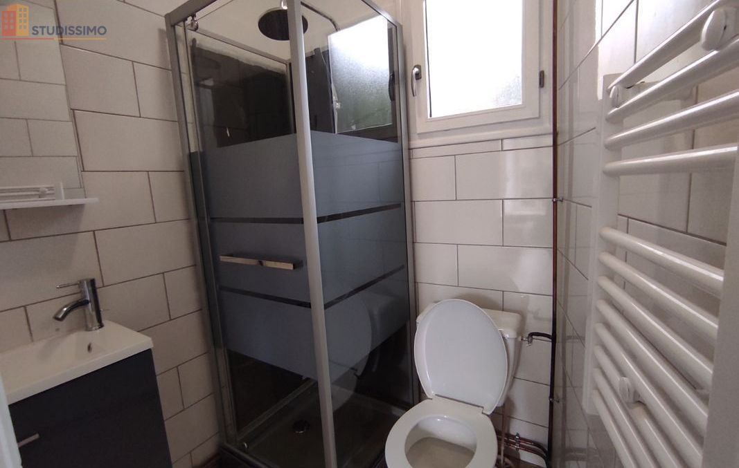 Studio meublé 18m² Joigny - Rénové, lumineux - Photo 2