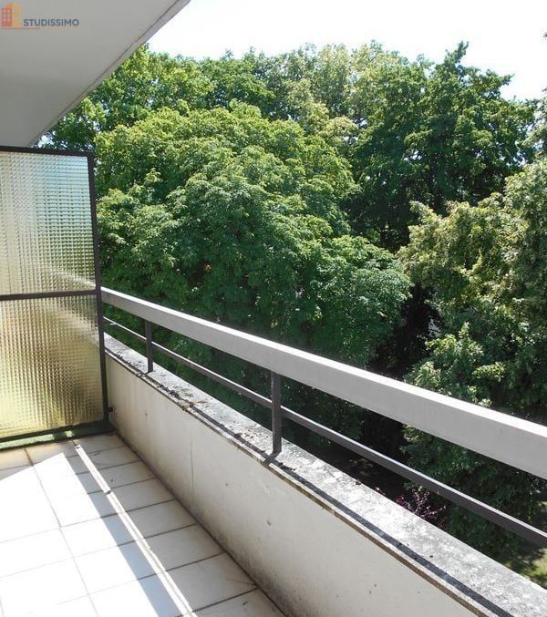 Studio 30m² Sens 89100 - Garage, cave - Photo 3