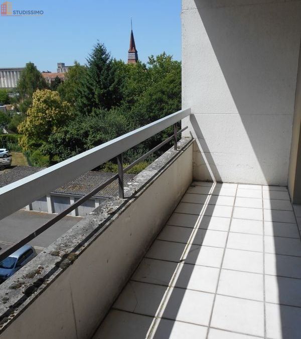 Studio 30m² Sens 89100 - Garage, cave - Photo 2