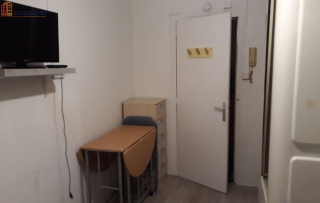 Studio meublé 11m² Auxerre - Étage élevé, cosy - Photo 2