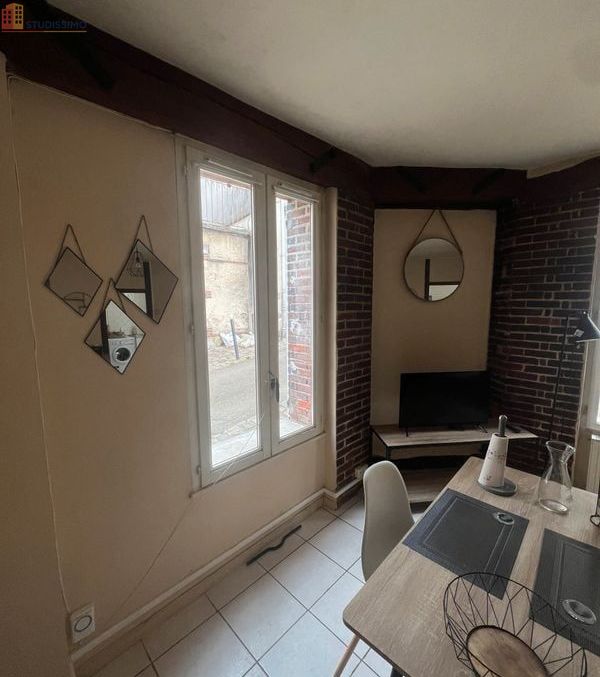 Studio meublé 25m² Joigny - Meublé, lumineux - Photo 2