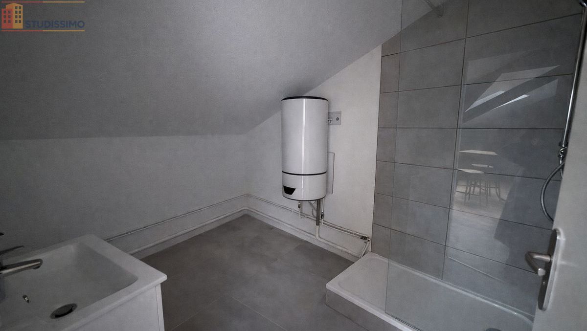 Studio meublé 19m² Belfort - Meublé, 1er étage - Photo 1