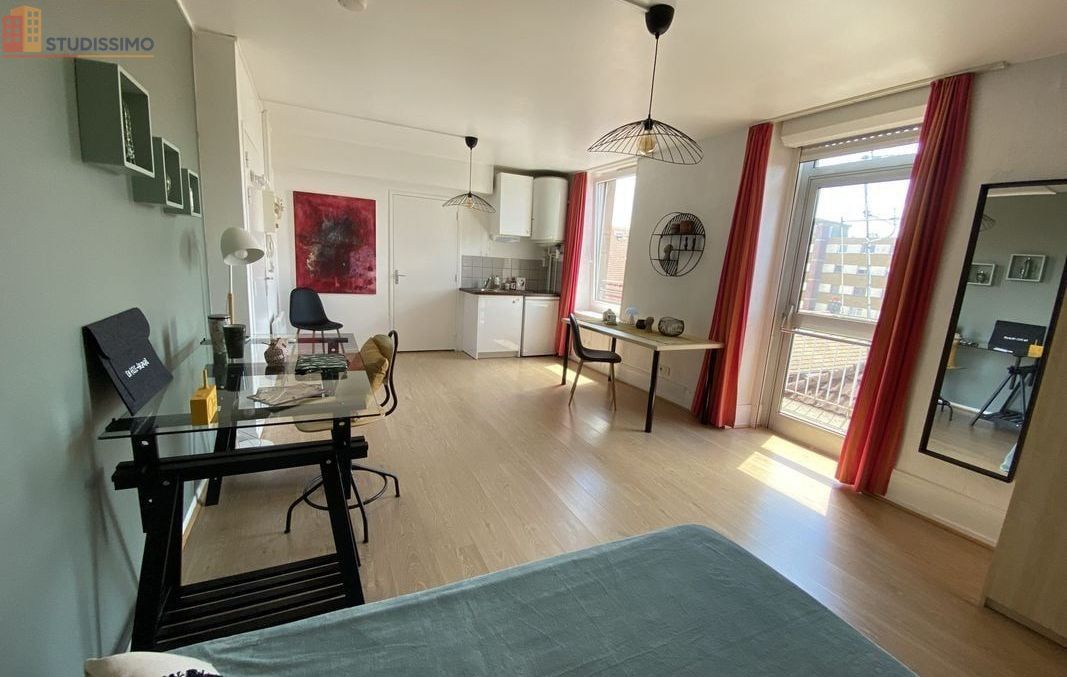 Studio meublé 27m² Belfort - Meublé, dernier étage - Photo 2