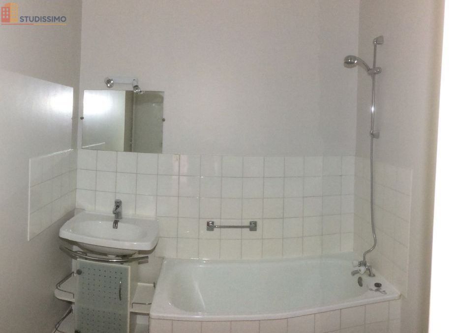 Studio 30m² Limoges centre - 2e étage, lumineux - Photo 3