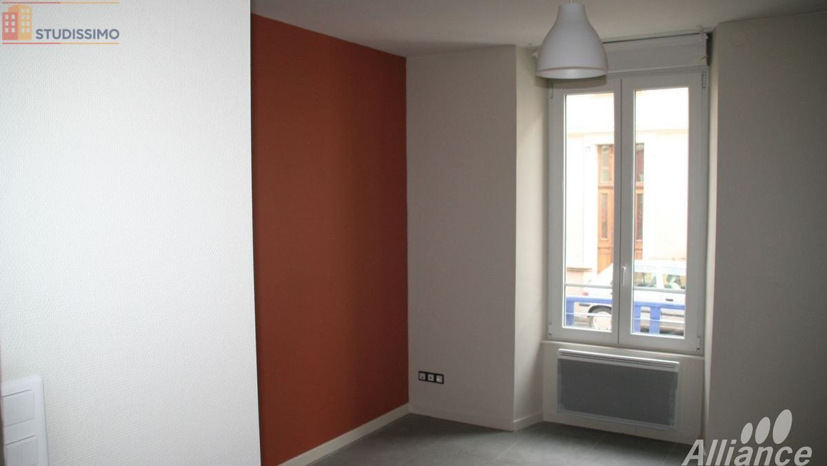 Studio 22m² Belfort - - Photo 2