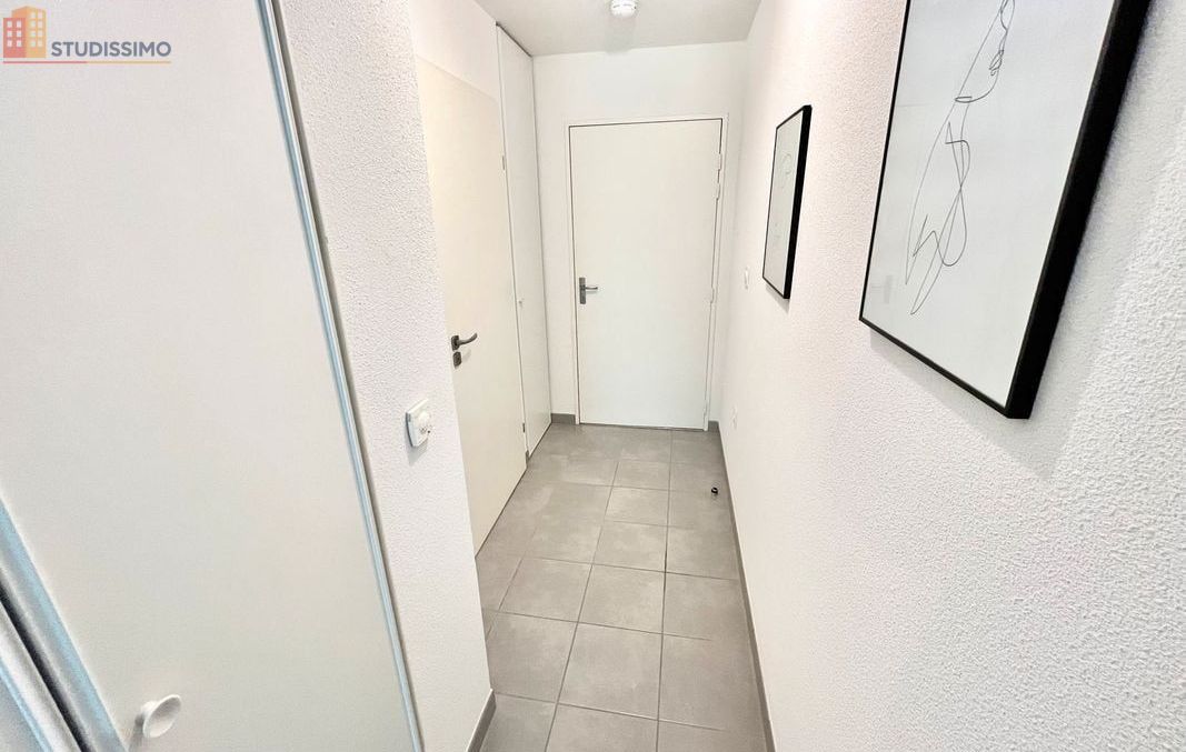 Studio meublé 21m² Isle 87170 - Parking privatif, grande salle d'eau - Photo 10