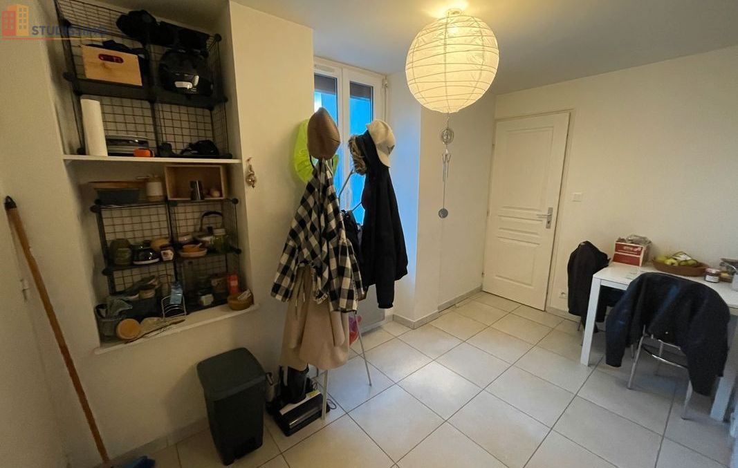 Studio 27m² Limoges 87000 - Meublé, DPE D - Photo 1