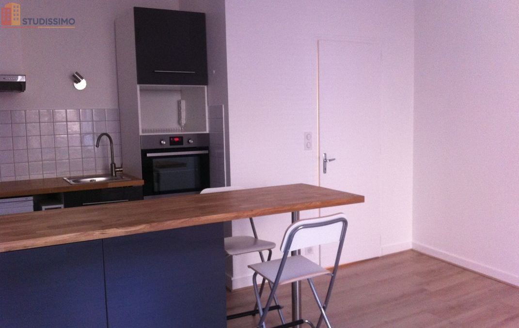 Studio 24m² Saint-Junien - Centre-ville, 2e étage - Photo 3
