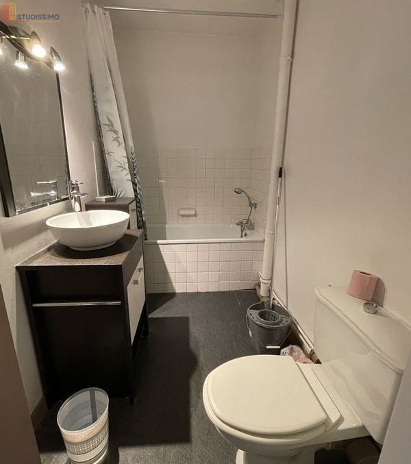 Studio 32m² Limoges 87000 - Balcon, place de stationnement - Photo 2