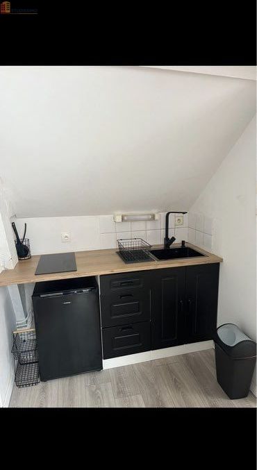 Studio 19m² Le Mans - Charme, dernier étage - Photo 2
