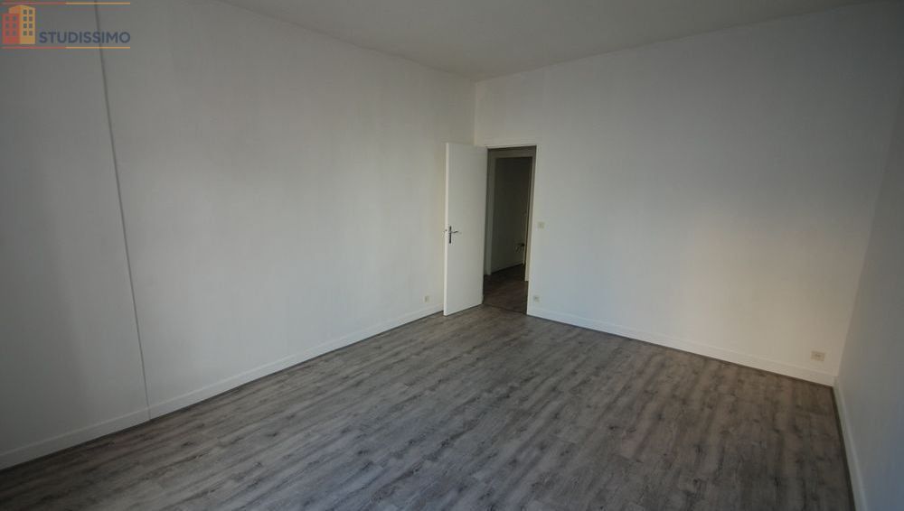 Studio 43m² Limoges 87100 - Proche commerces, transports - Photo 6