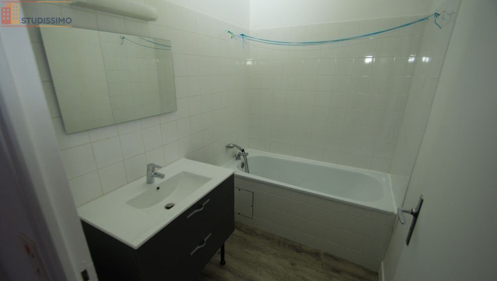Studio 43m² Limoges 87100 - Proche commerces, transports - Photo 3