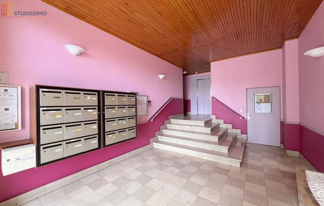 Studio 52m² Le Mans - Lumineux, 3e étage - Photo 1