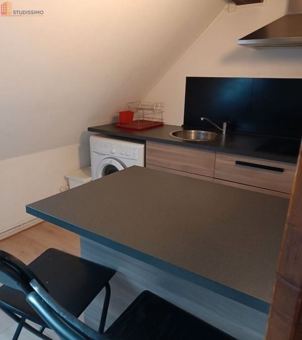 Studio meublé 40m² Belfort - Plein centre, lumineux - Photo 2