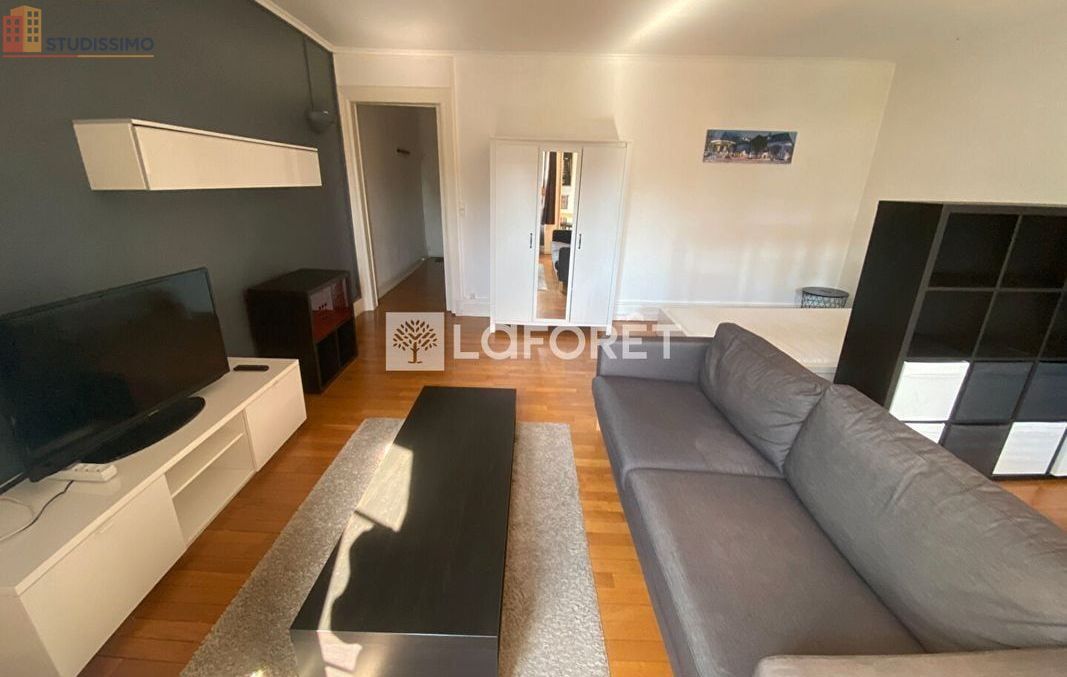 Studio 53m² Belfort - Spacieux, 1er étage - Photo 5