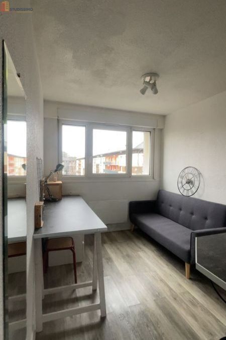 Studio meublé 26m² Belfort - Dernier étage, lumineux - Photo 2