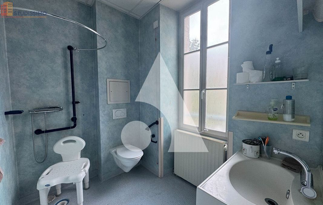 Studio 33m² Niort - 1er étage - Photo 6