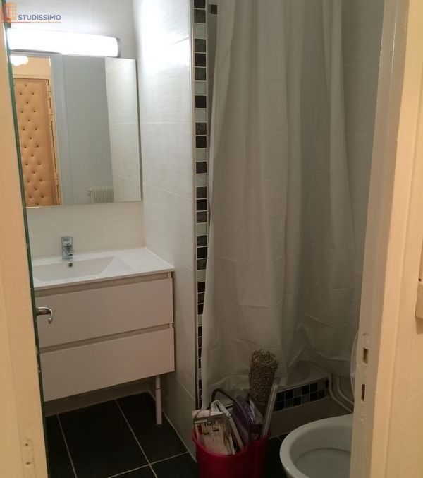 Studio meublé 20m² Évry-Courcouronnes - Rénové, au calme - Photo 1